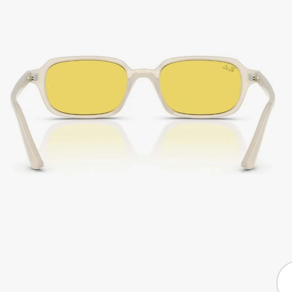 Ray-Ban Beige Sunglasses with Amber Lenses